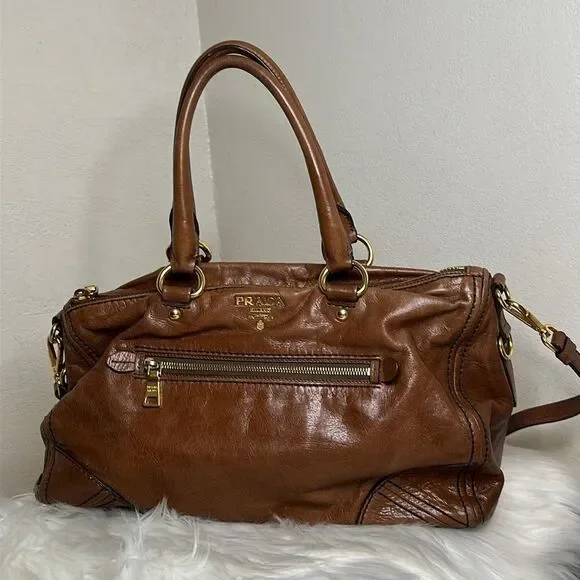 💯 Authentic Prada tote handbag
Two way🍀 - Picture 3 of 17